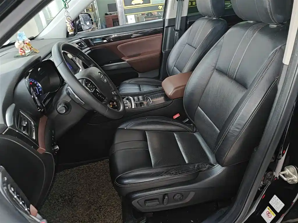 GAC Trumpchi Trumpchi GS8 2017 320T 2WD Luxury Smart Connect (7-seater) фото 15