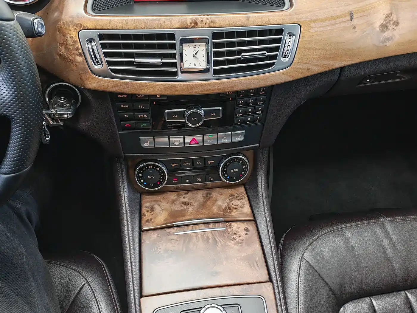 Mercedes-Benz CLS 2012 CLS 300 CGI фото 14