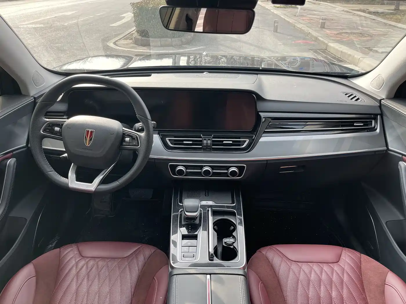 Hongqi HS5 2023 2.0T Flag Pro 500,000 Units Commemorative Edition фото 14