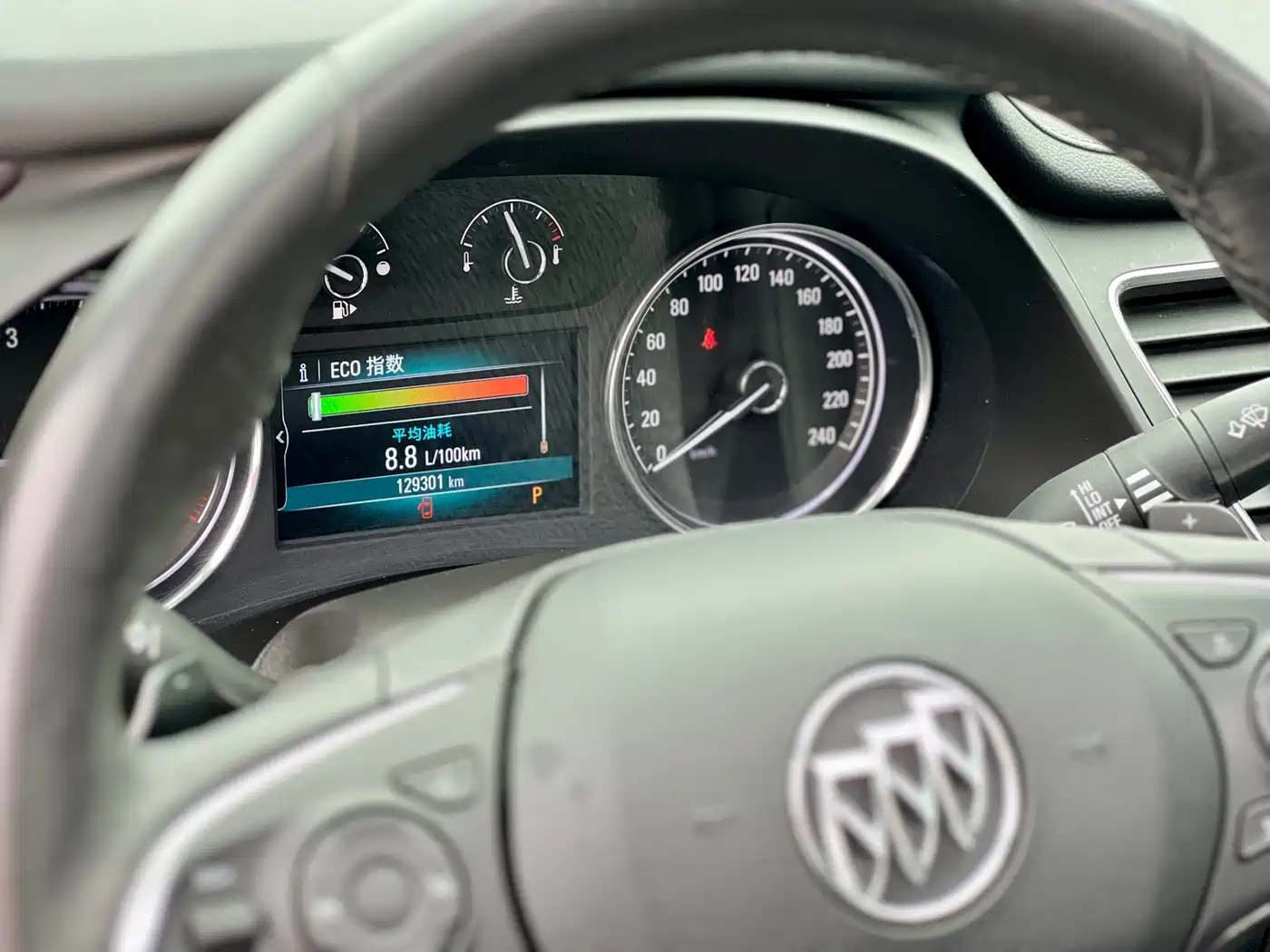 Buick LaCrosse 2018 Model 20T Elite Edition фото 10