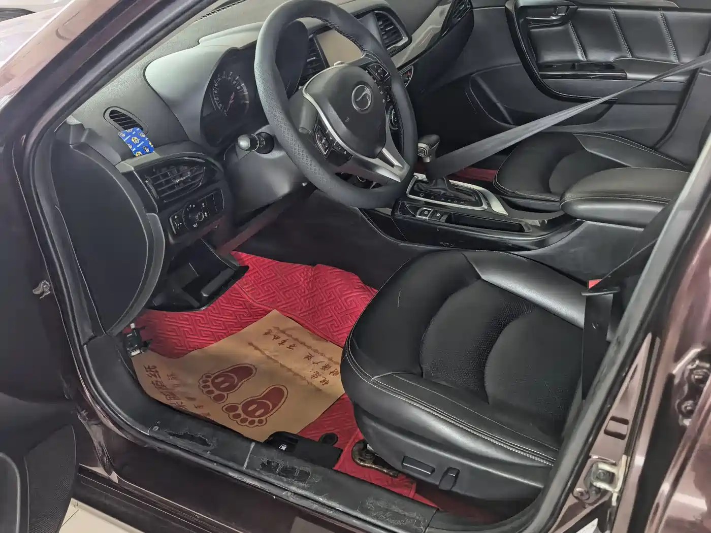 GAC Trumpchi Trumpchi GA6 2015 1.8T DCT Luxury Navigation фото 9