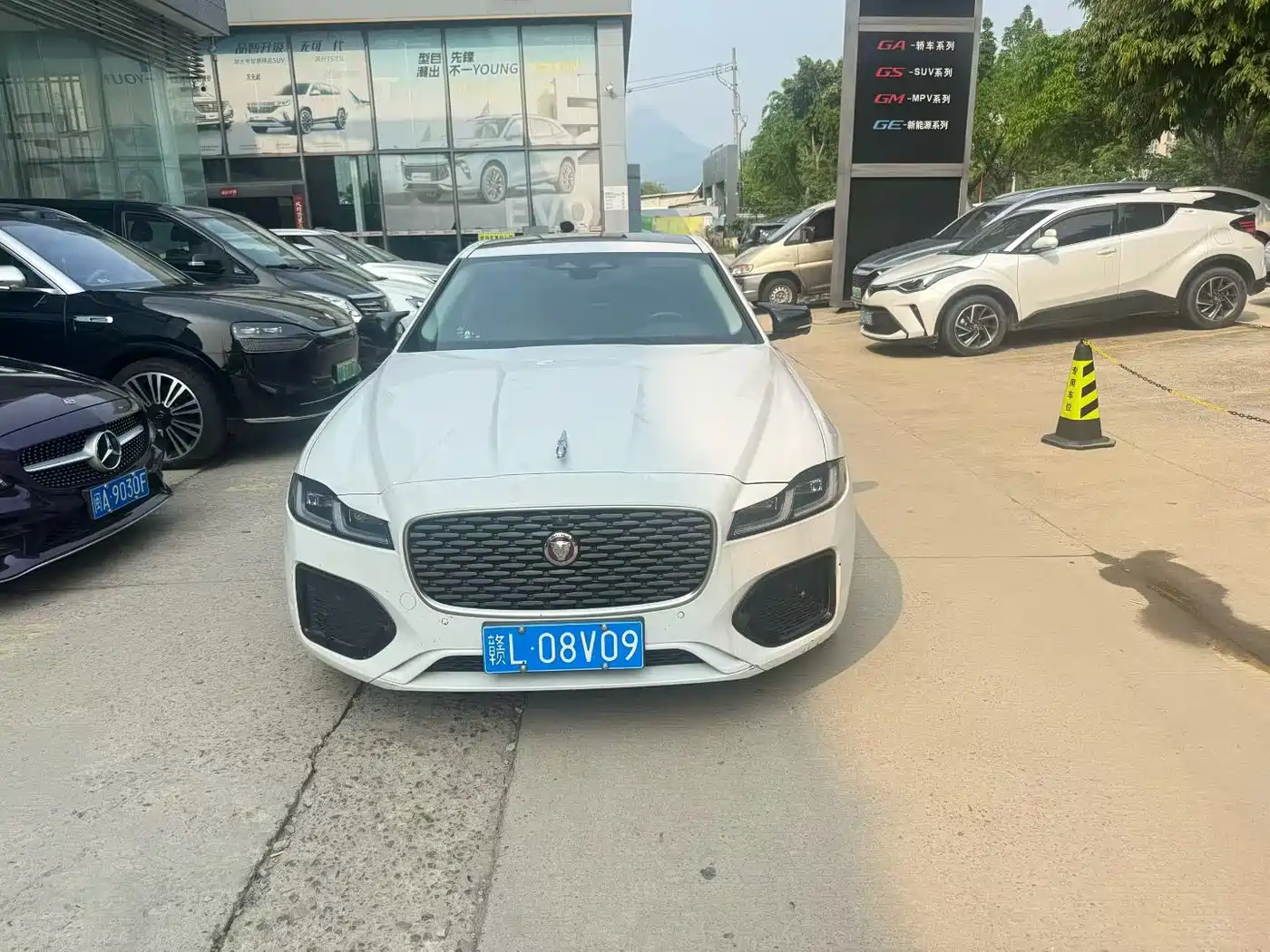 JAGUAR XFL