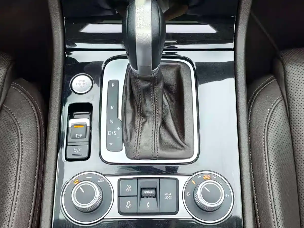 Volkswagen Touareg 2017 2017 3.0TSI Explorer Edition