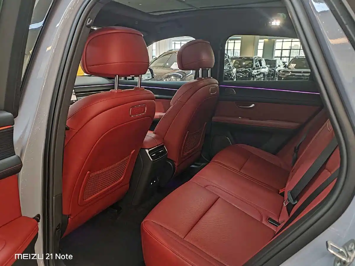 AITO Wenjie AITO M5 2025 Extended Range Ultra AWD фото 15