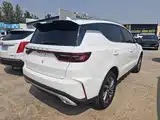 Photo 7 - Geely Emgrand X6