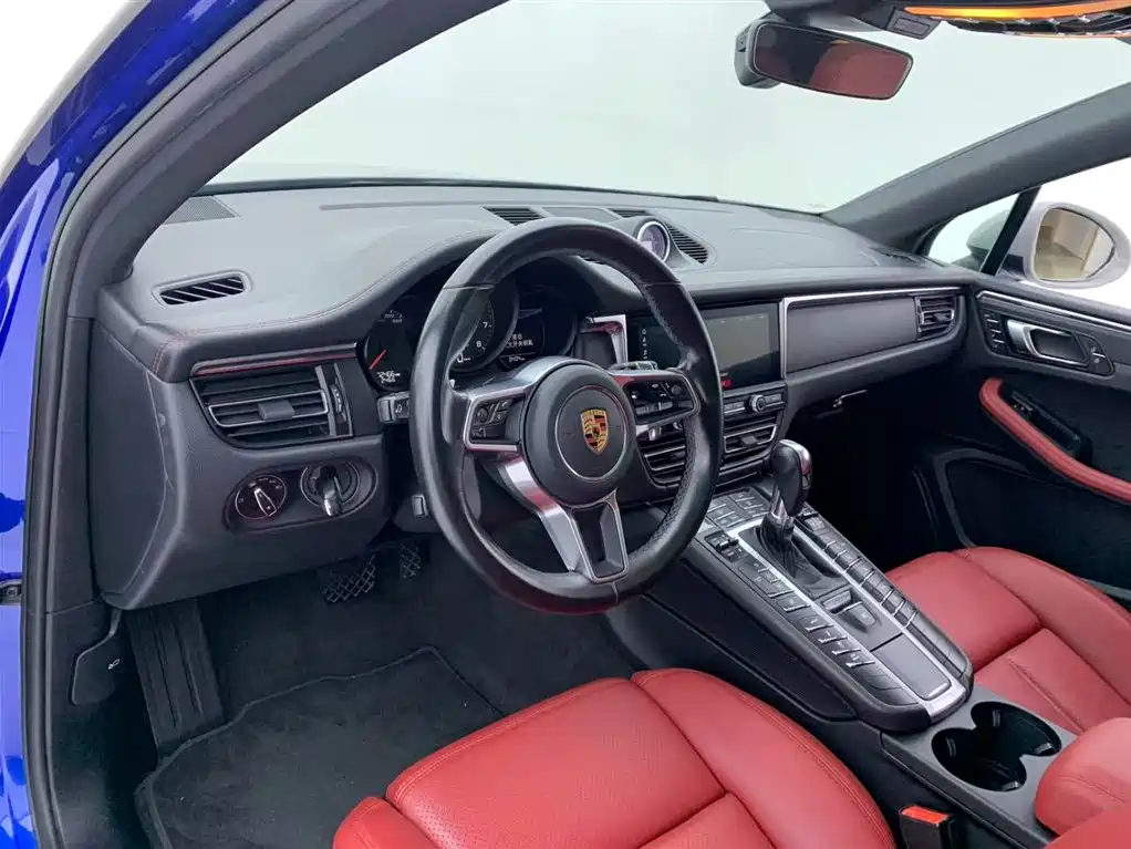 Porsche Macan 2020 Macan 2.0T фото 17