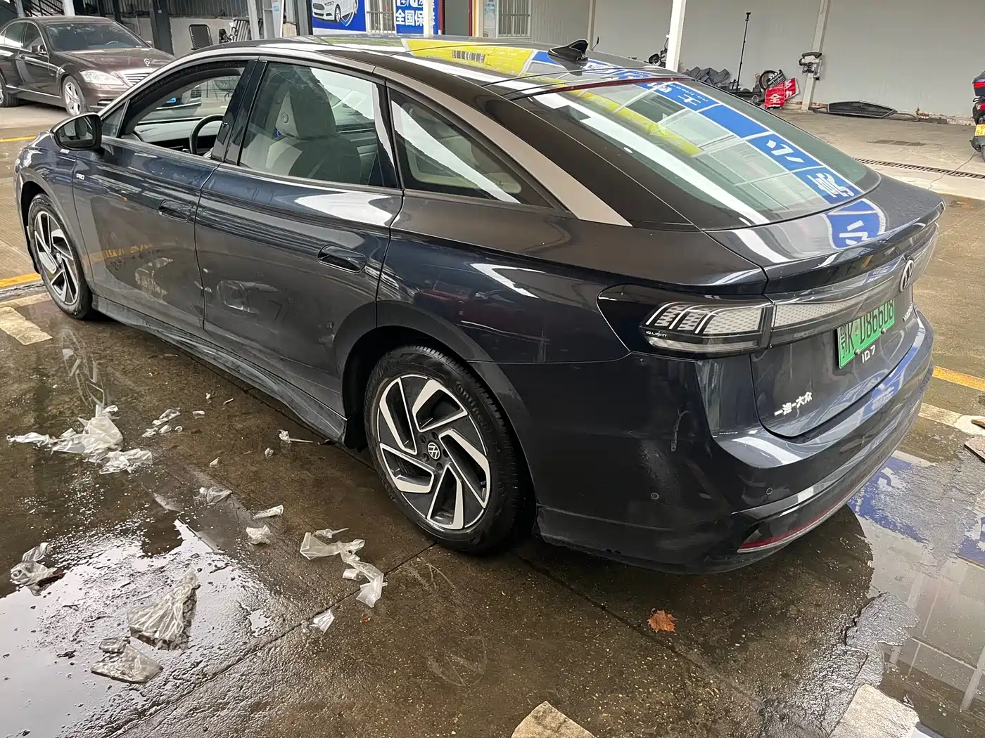 VOLKSWAGEN ID.7 VIZZION