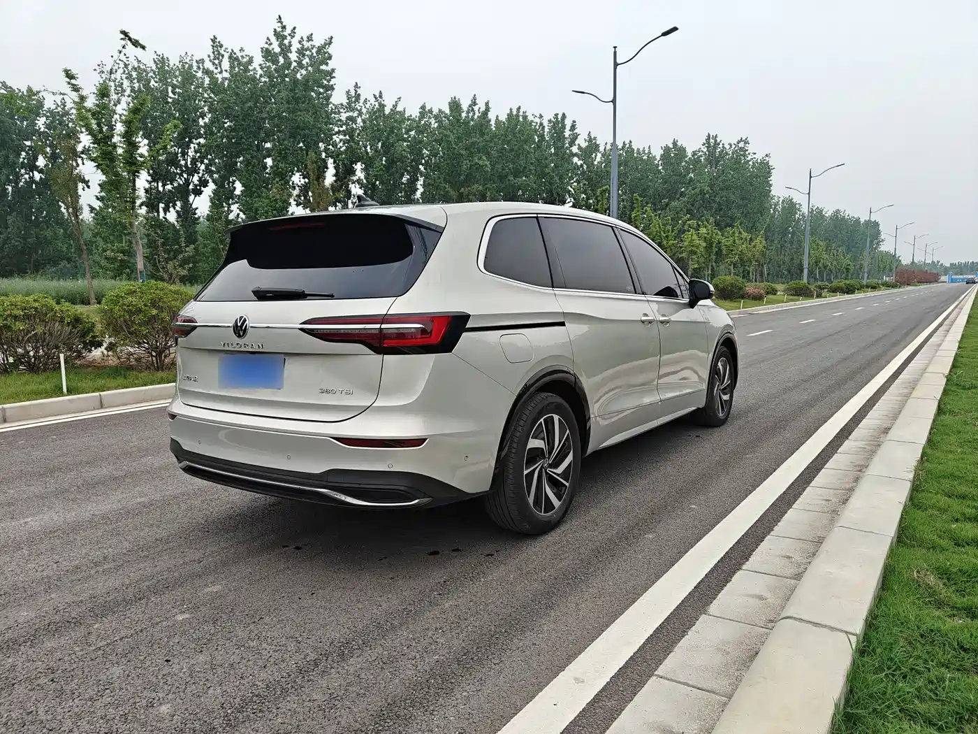 Volkswagen Viloran 2023 380TSI Prestige Edition фото 6