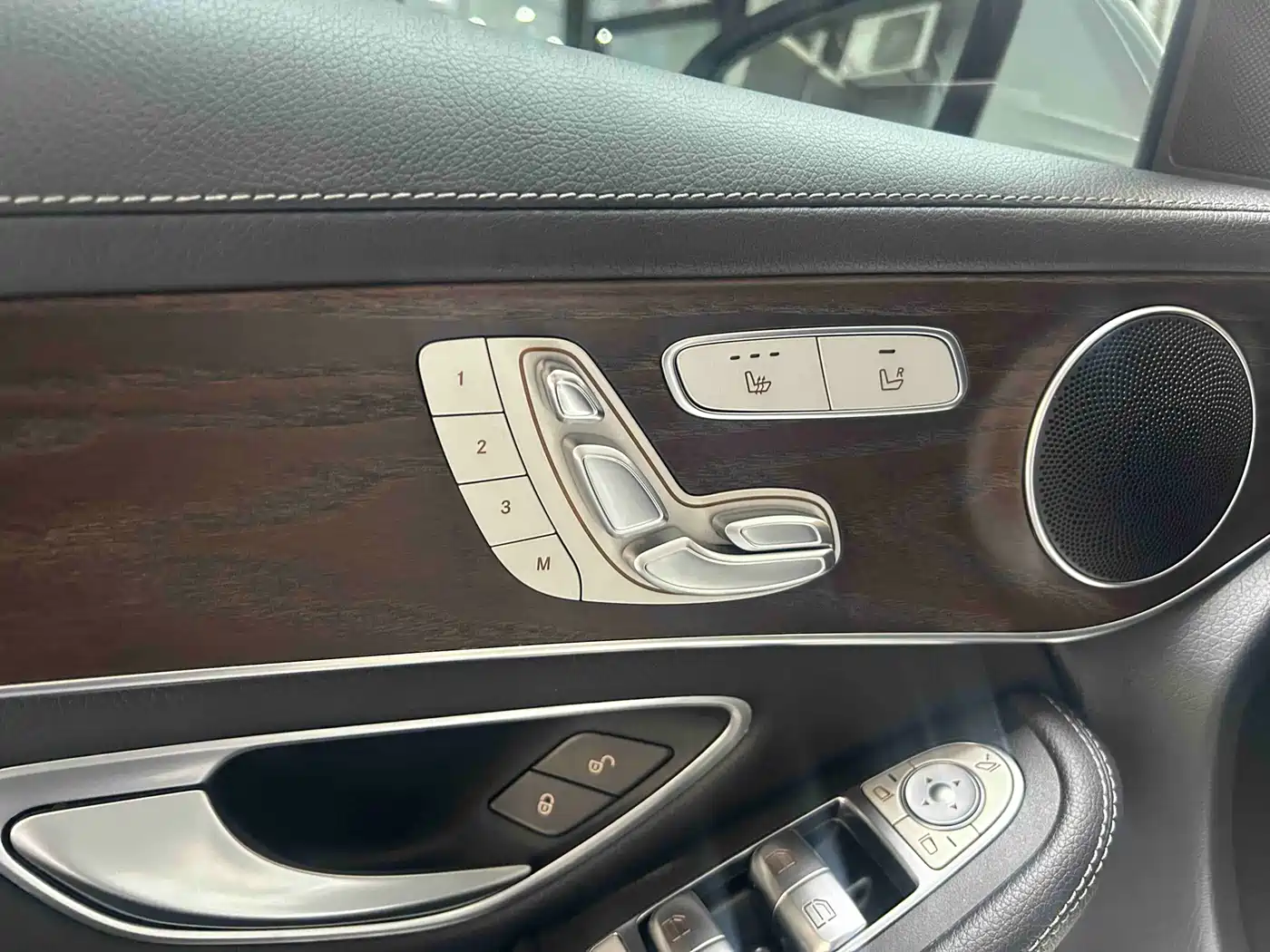 Mercedes-Benz GLC 2022 Facelift GLC 300 L 4MATIC Dynamic фото 6