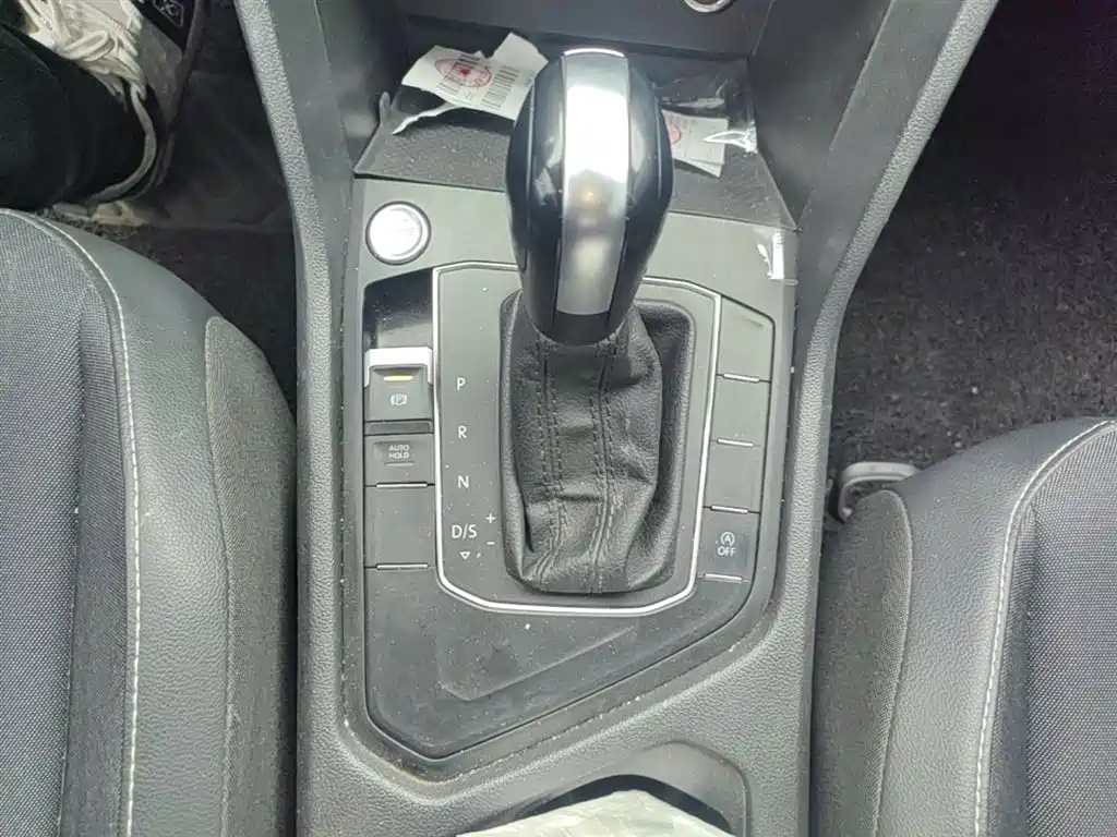 Volkswagen Tiguan L 2023 330TSI Auto 2WD Comfort Edition фото 14