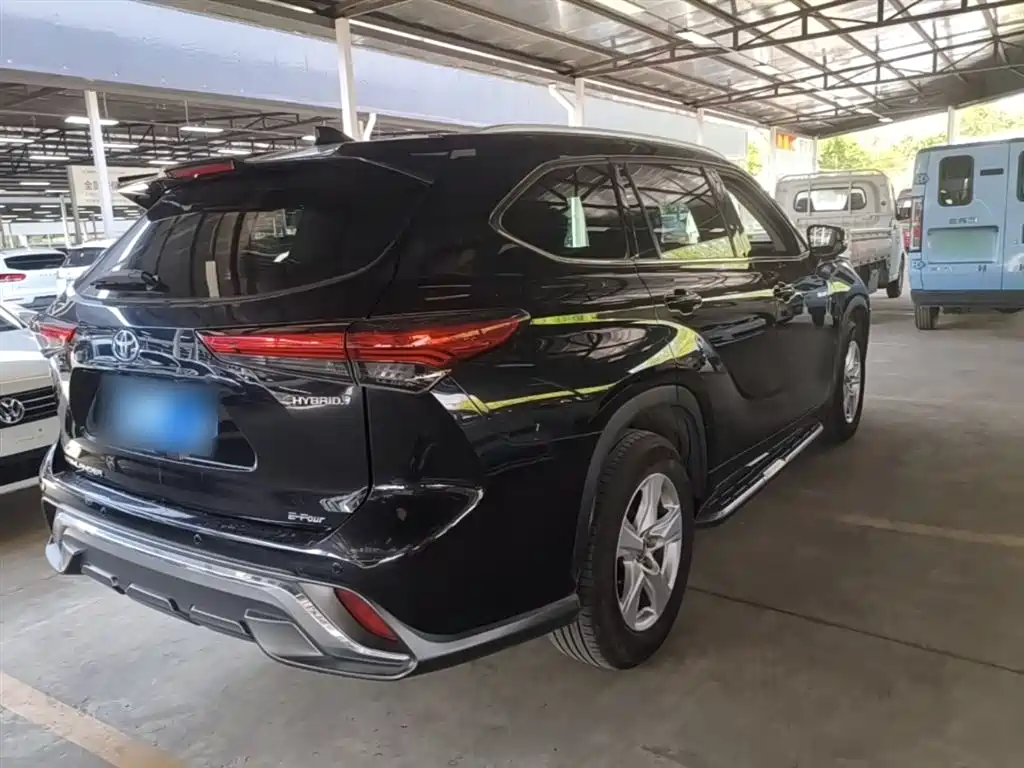 Toyota Highlander 2022 Dual Engine 2.5L AWD Elite 7-Seater фото 7
