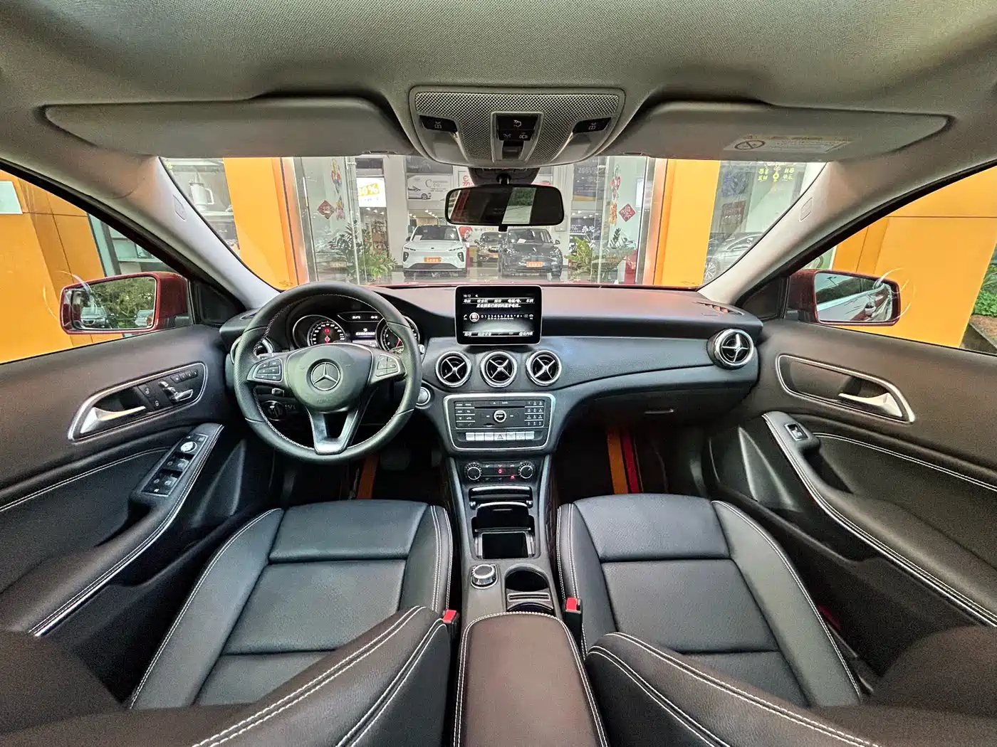 Mercedes-Benz GLA 2017 GLA 200 Dynamic фото 15