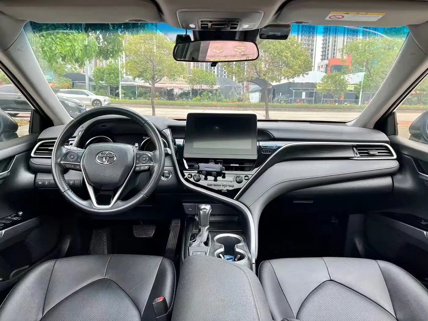 Toyota Camry 2021 2.0G Luxury Edition фото 5
