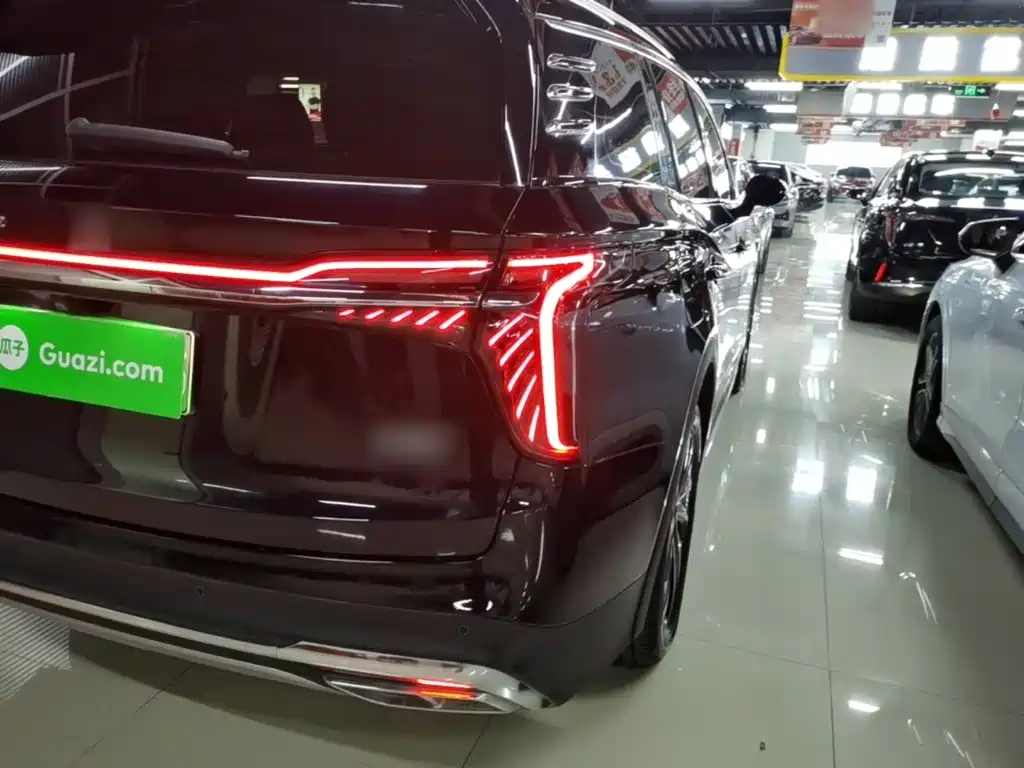 Hongqi HS7 PHEV 2025 2024 2.0T PHEV 4WD Flagship Edition 6-seater