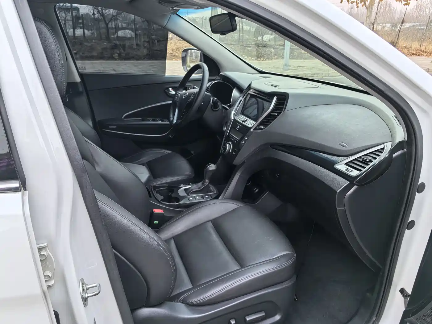 Hyundai Santa Fe 2013 Facelift 2.0T Automatic 4WD Top фото 13