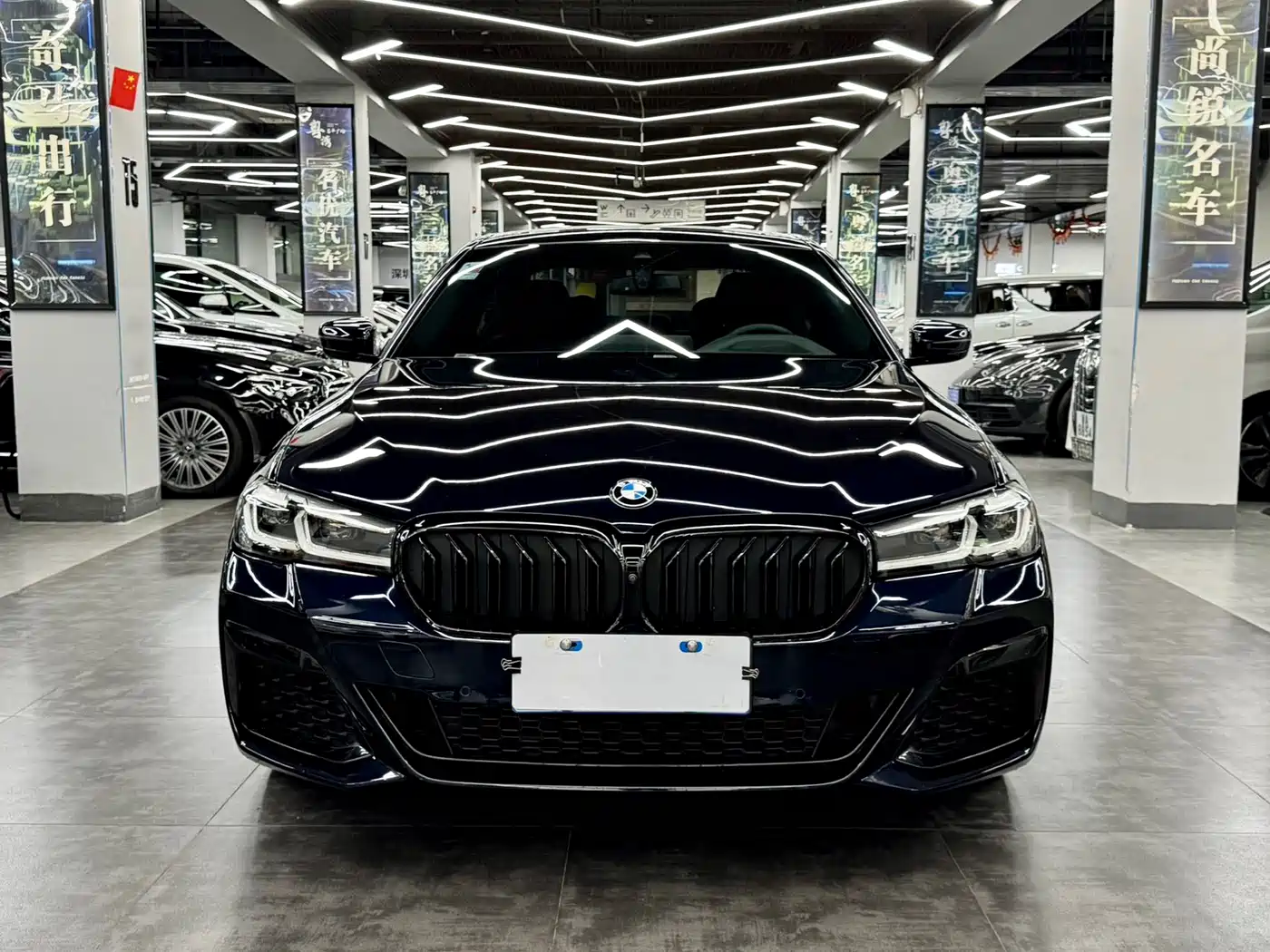 BMW 5 Series 2022 530Li Exclusive M Sport Package фото 2