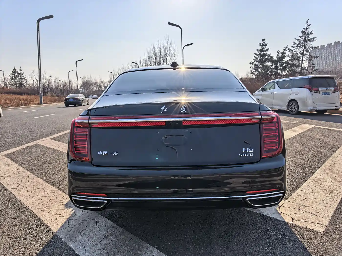 Hongqi H9 2021 2.5T Official Edition фото 11