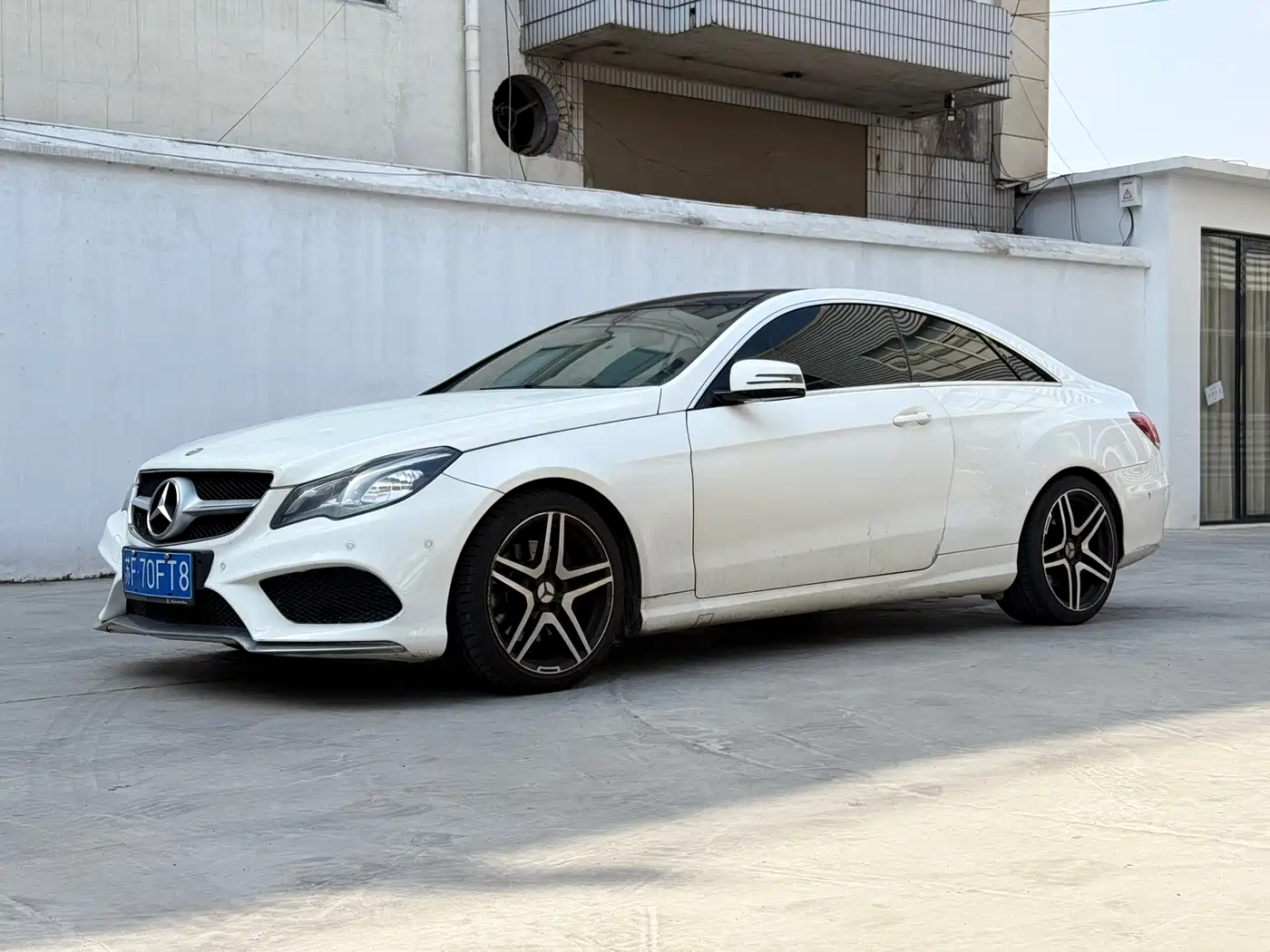 Mercedes-Benz E-Class (Import) 2014 E 200 Coupe