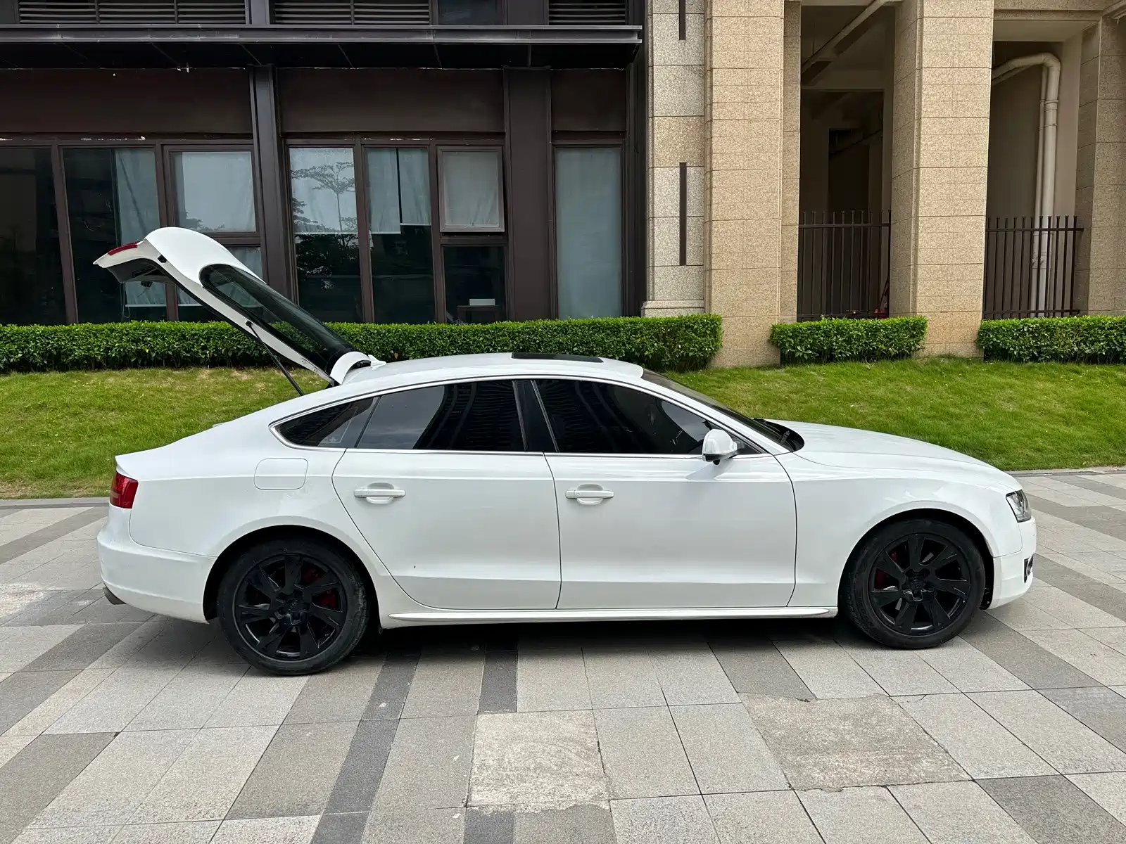 Фото 3 - Audi A5 (Import)