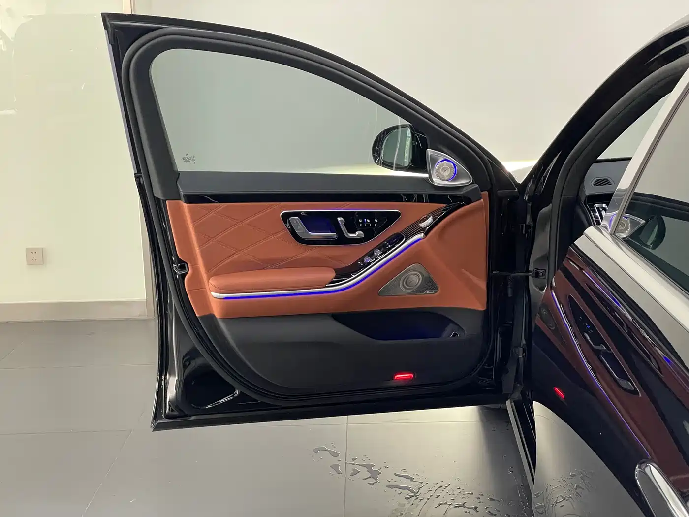 Mercedes-Benz Maybach S-Class 2024 S 480 4MATIC фото 10