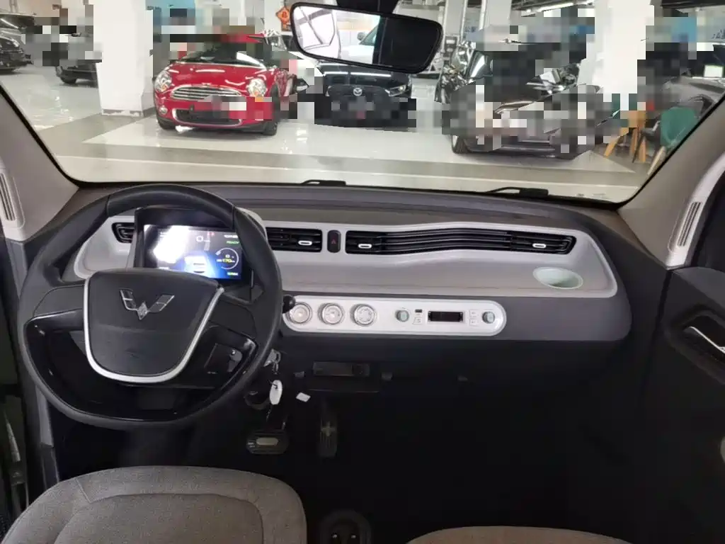 Фото 10 - Wuling Motors Hongguang MINIEV