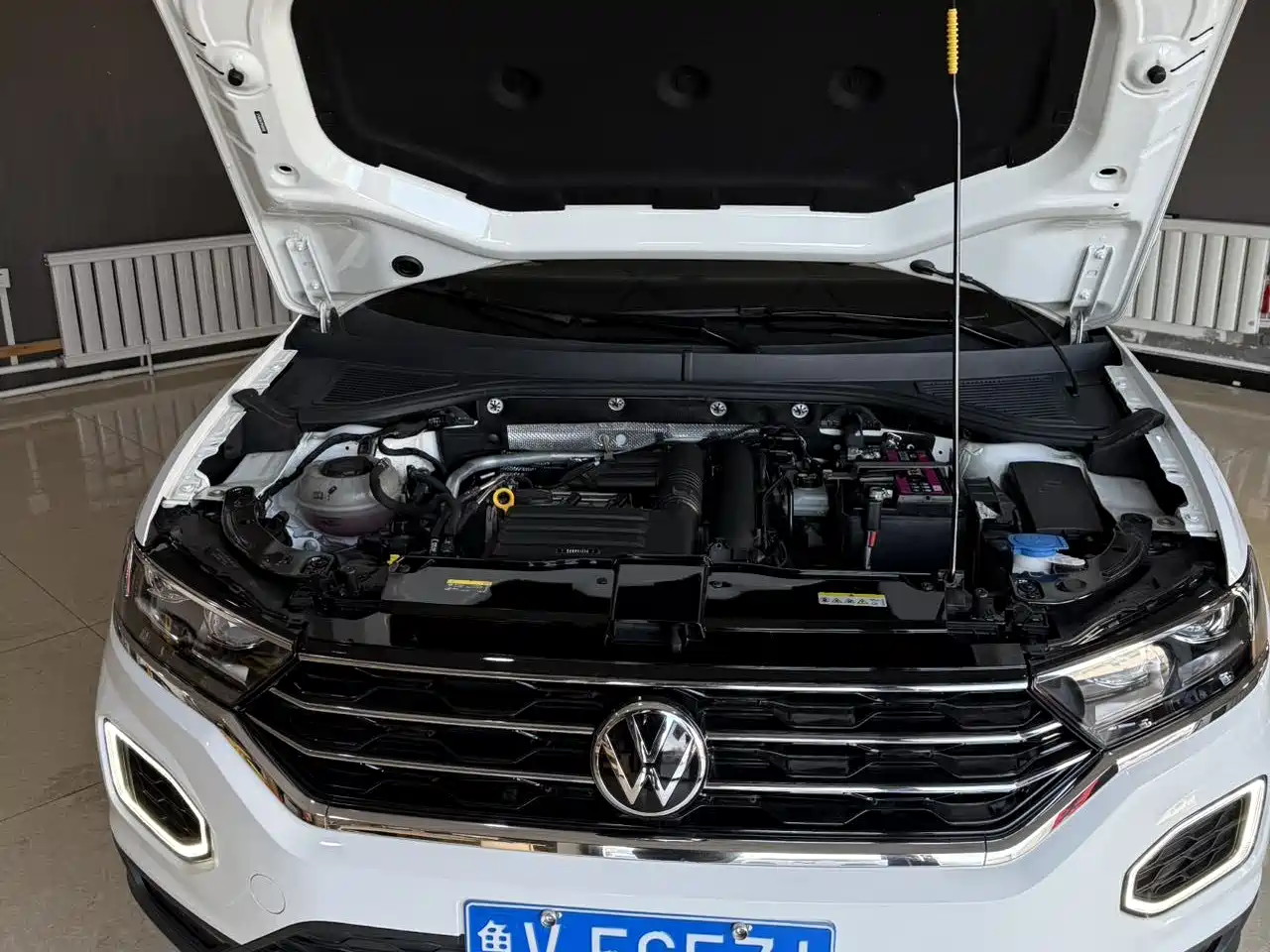 Volkswagen T-ROC 2022 280TSI DSG 2WD Elite PLUS фото 13