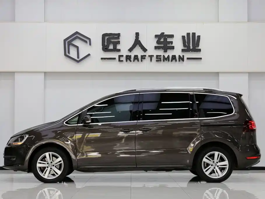 Volkswagen Sharan 2017 2016 380TSI Comfort 7-seater