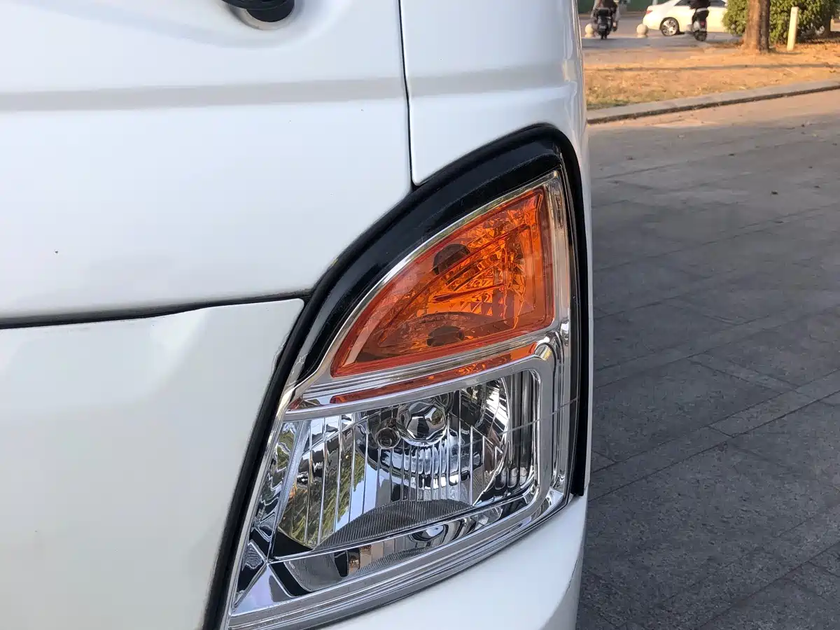 CHANGAN CROSSOVER D5