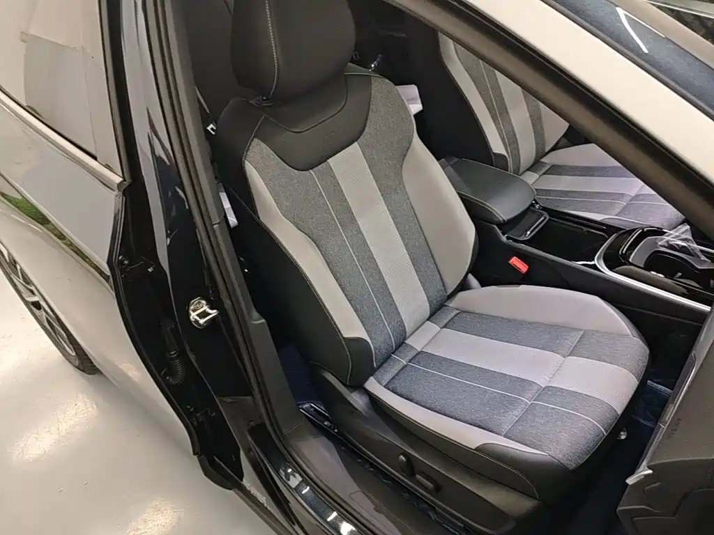 Volkswagen ID.4 CROZZ 2025 2025 Pure Enjoyment Edition