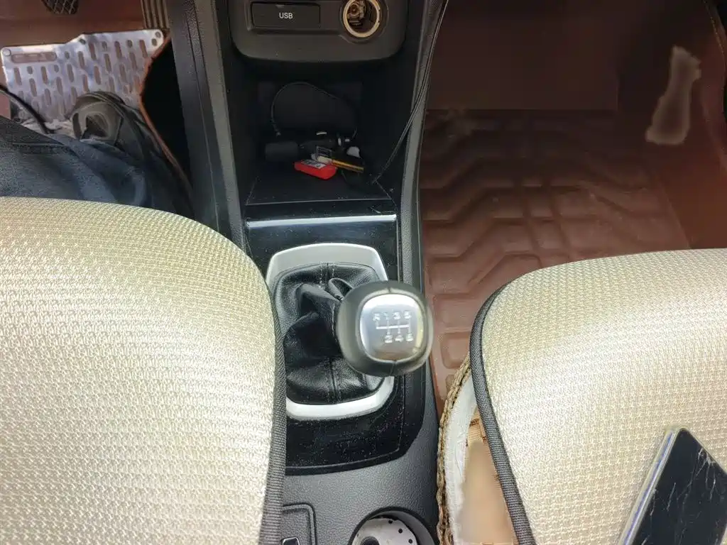 Baojun 310 2017 2017 1.5L Manual Luxury