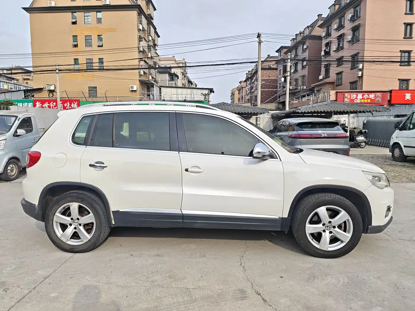 Volkswagen Tiguan 2010 1.8TSI Automatic 4WD Elite фото 7