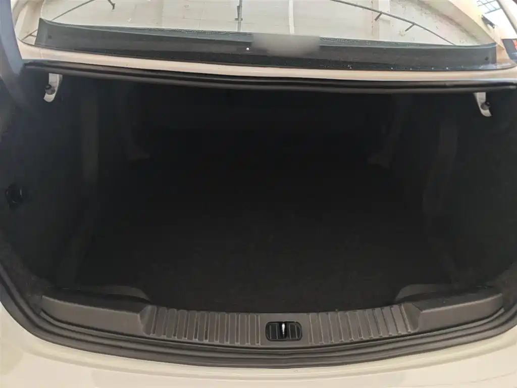 Buick Verano 2018 Sedan 15S Automatic Leading фото 19