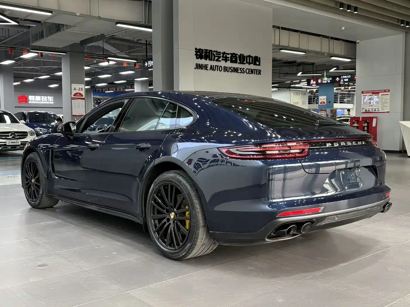 Porsche Panamera 2017 Panamera 3.0T фото 4