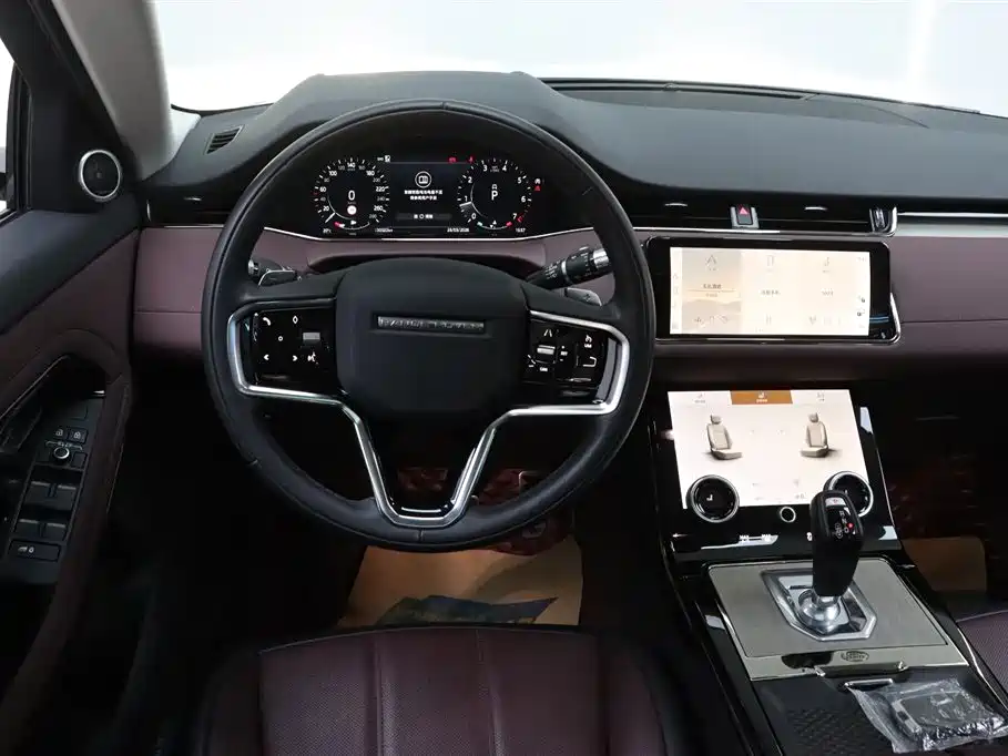 Land Rover Range Rover Evoque 2021 Range Rover Evoque L 249PS R-Dynamic SE Luxury Edition фото 28