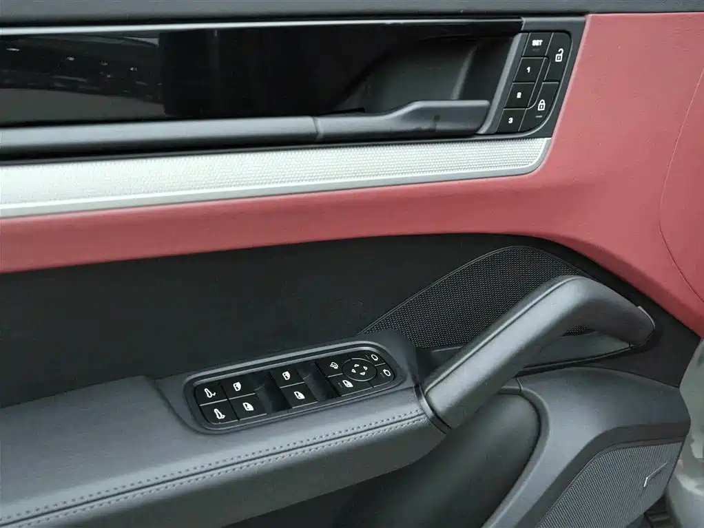 Porsche Cayenne 2024 Cayenne 3.0T фото 16