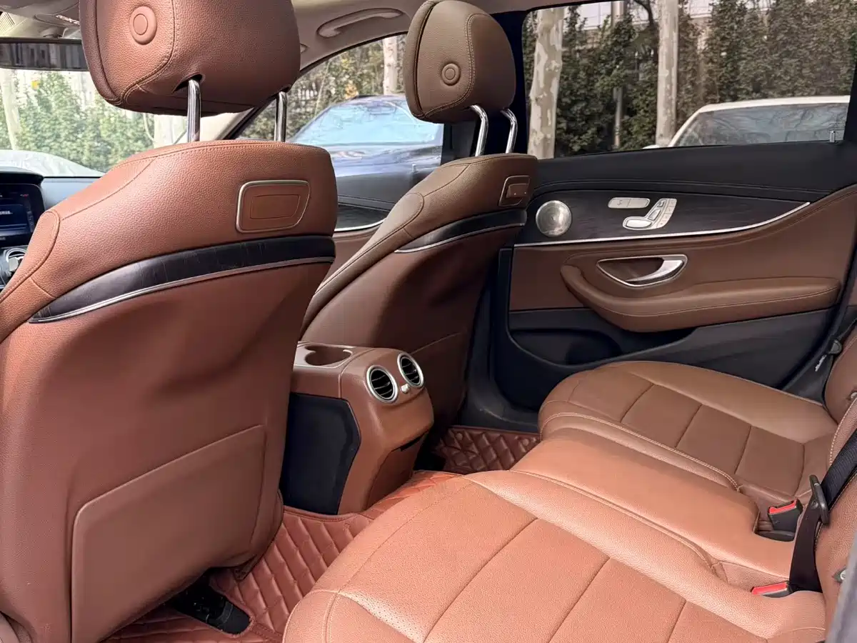 Mercedes-Benz E-Class 2019 E 300 L Sport Luxury фото 9