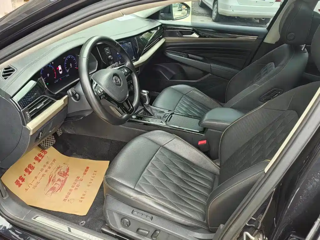 Photo 5 - Volkswagen Passat