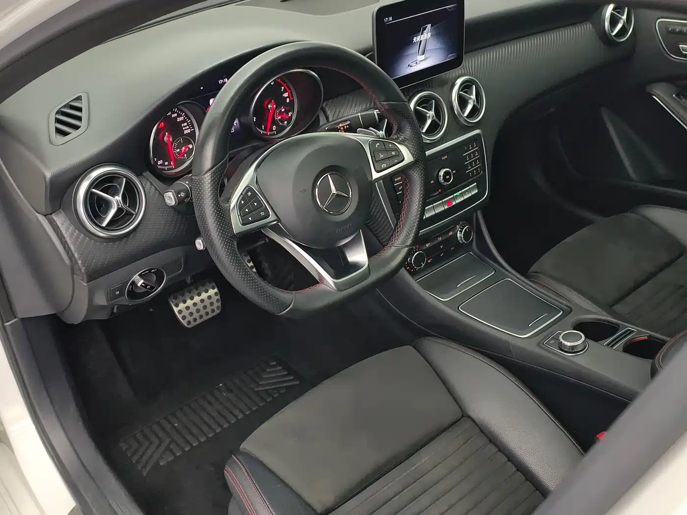 MERCEDES-BENZ A CLASS