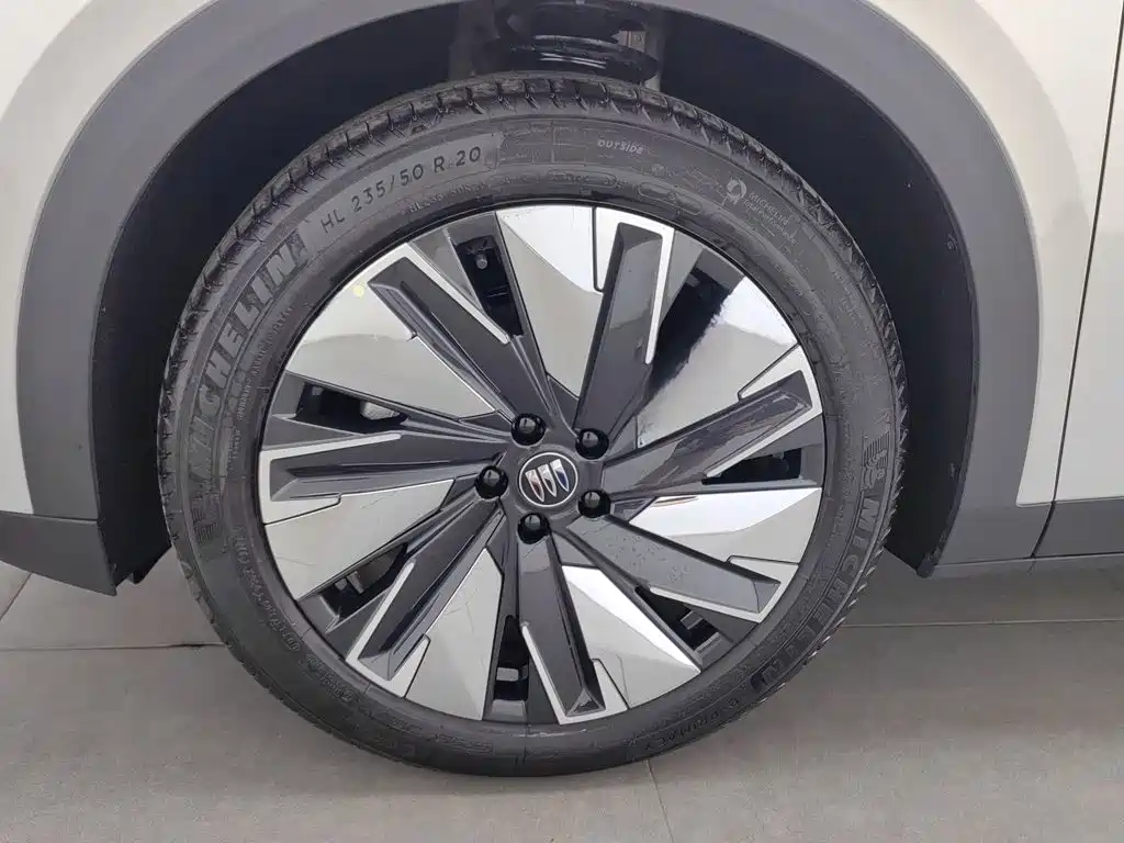 Buick Zhijing E7 2026 2026 Model 1.5T Base Version