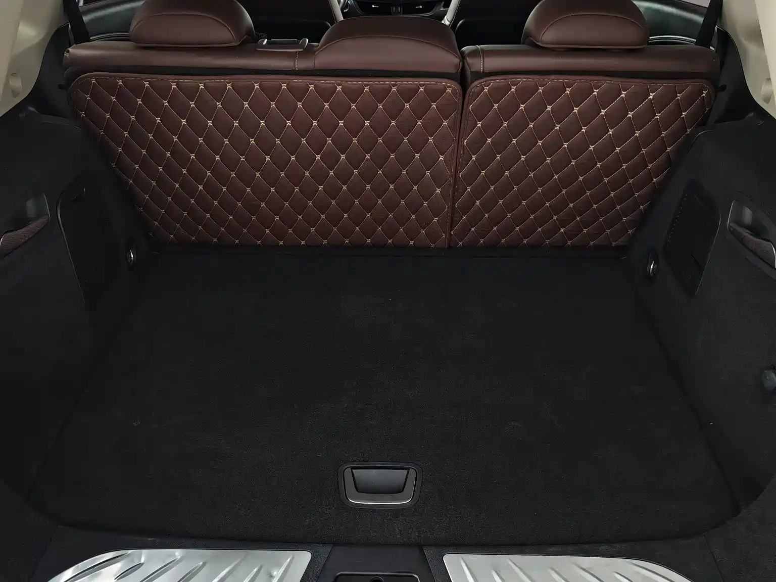 Photo 9 - Buick Envision Plus