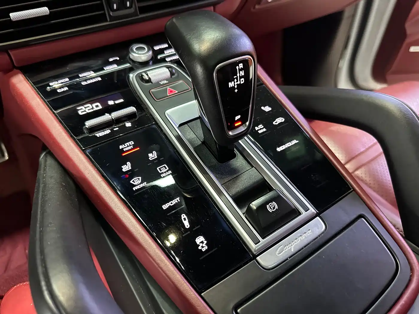 Porsche Cayenne 2018 Cayenne S 2.9T фото 10