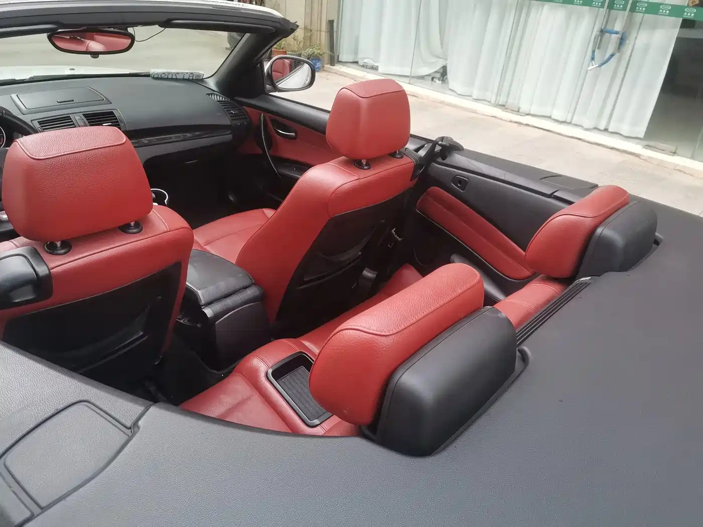 BMW 1 Series (Import) 2011 120i Convertible фото 5