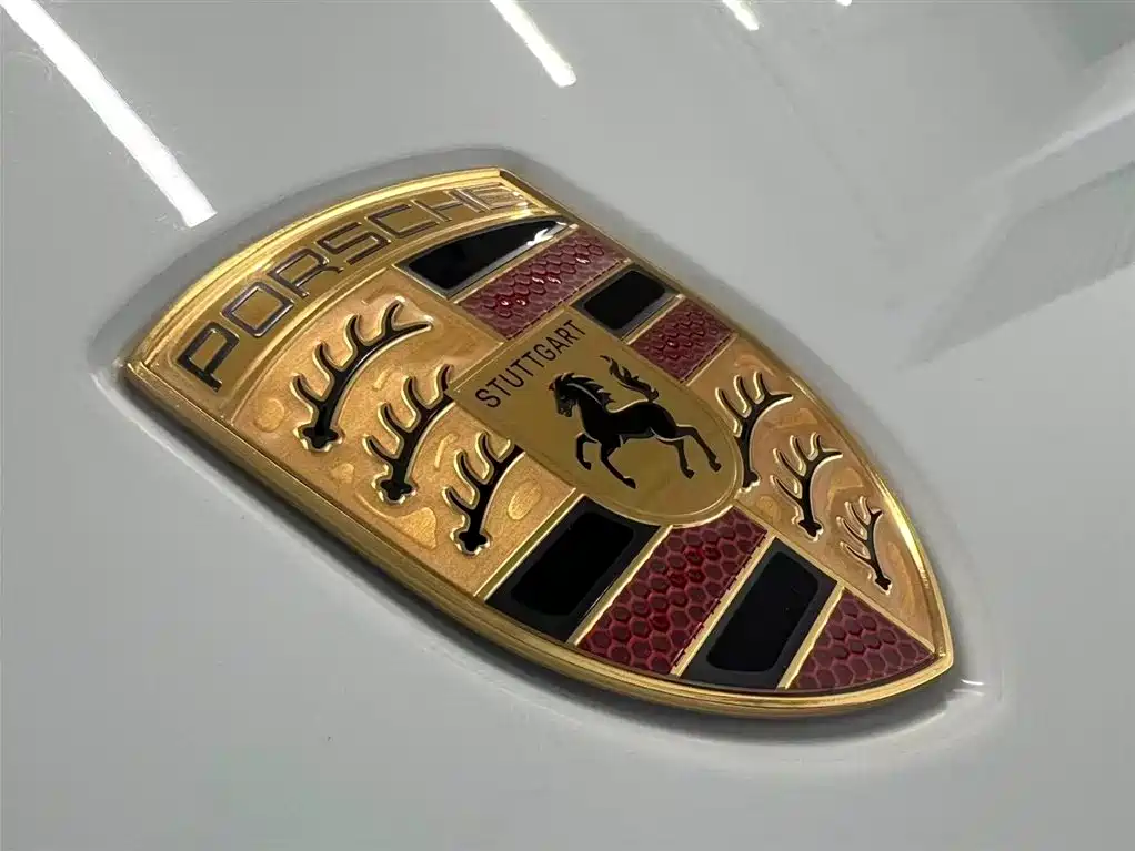 صورة 21 - Porsche Panamera