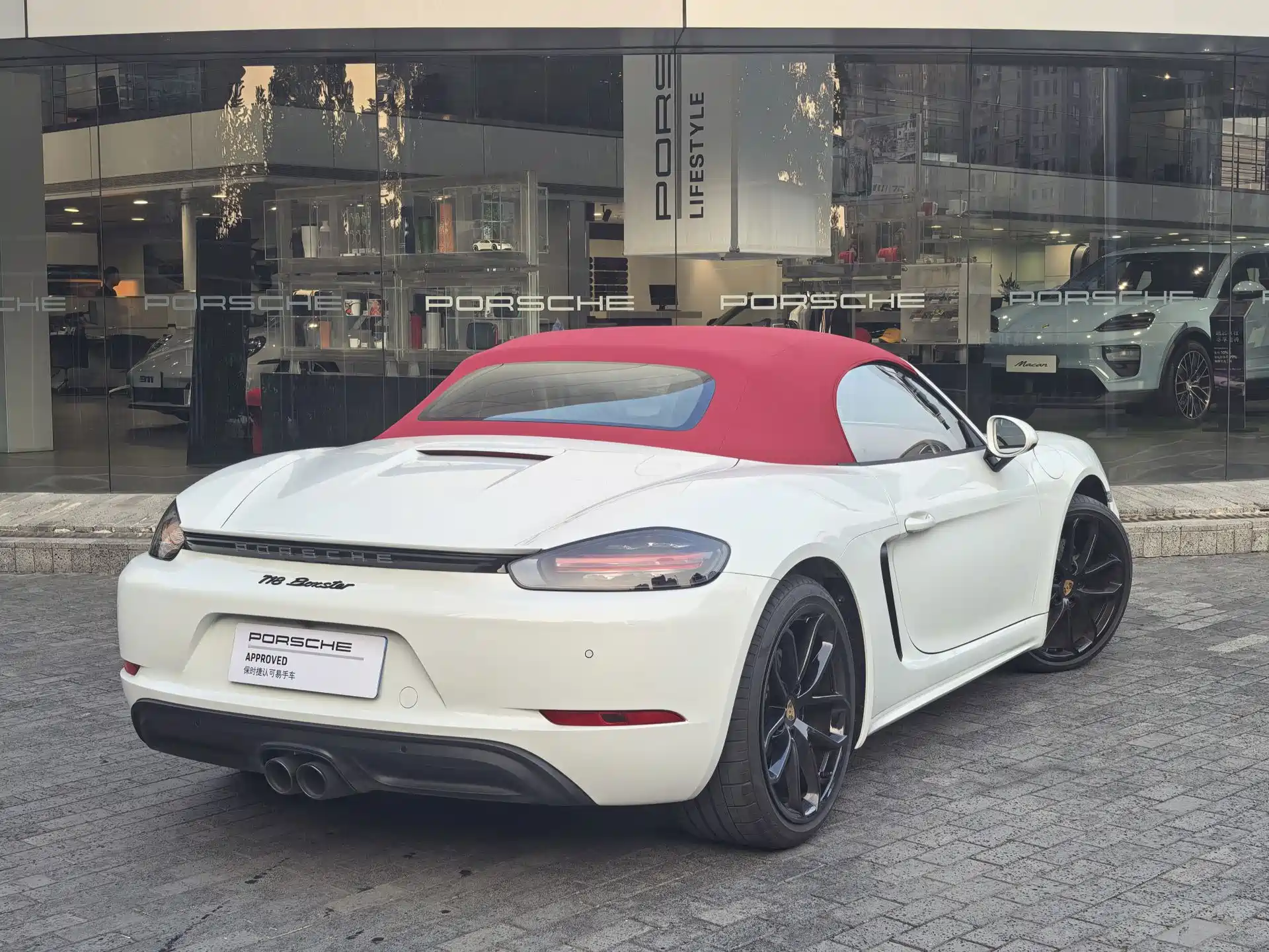 Фото 21 - Porsche 718