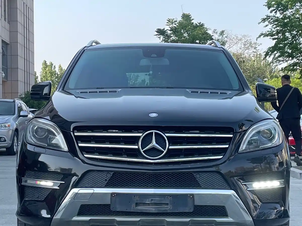 Mercedes-Benz M-Class 2012 ML 300 фото 2