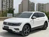 Фото 1 - Volkswagen Tiguan L