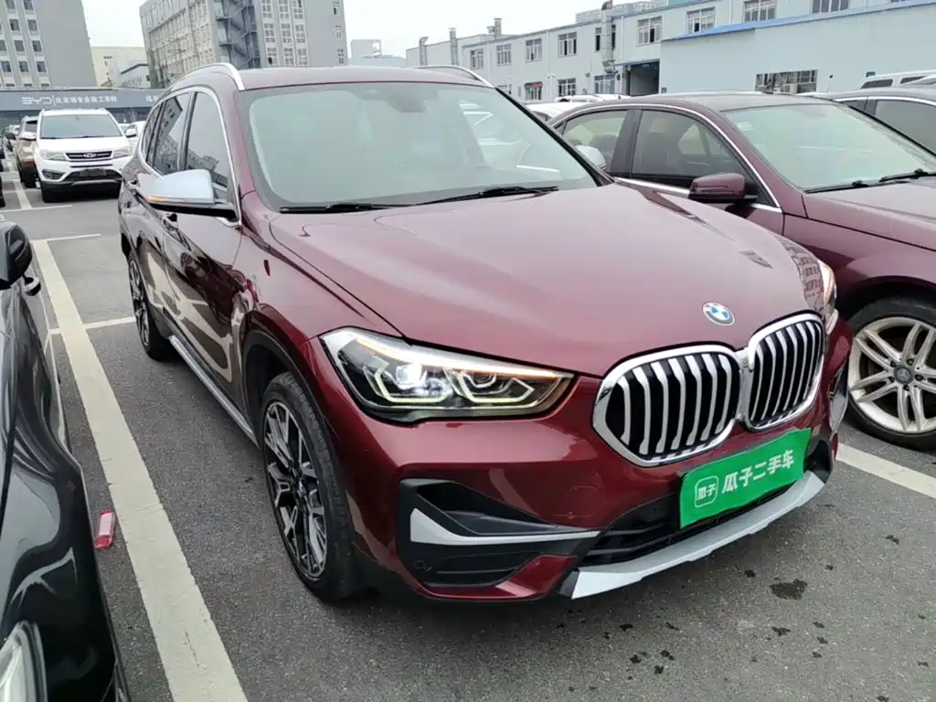 Фото 4 - BMW X1