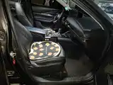 Фото 8 - Mazda CX-30