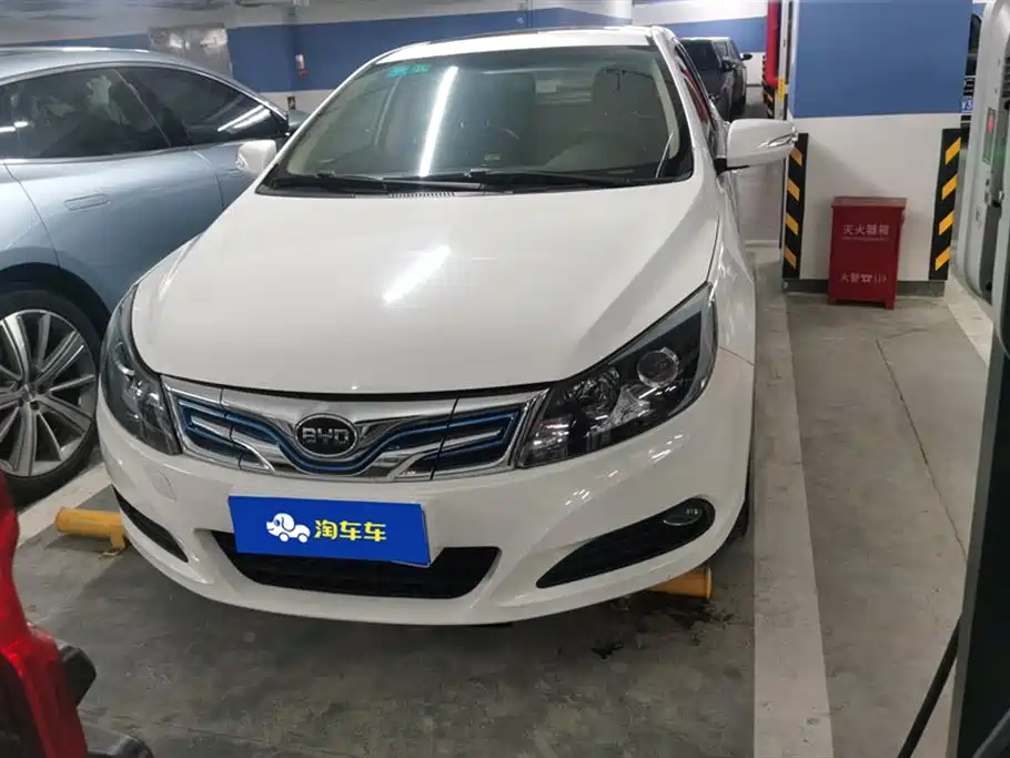 BYD e5 2016 300 Luxury фото 2