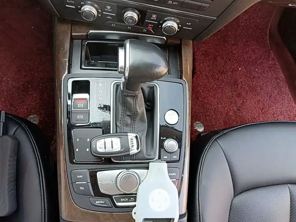 Audi A6L 2014 TFSI Standard фото 14